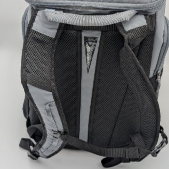 Titan 26-can Backpack Cooler Gray With 2 Ice Walls Gray & Black - Picture 4 of 6